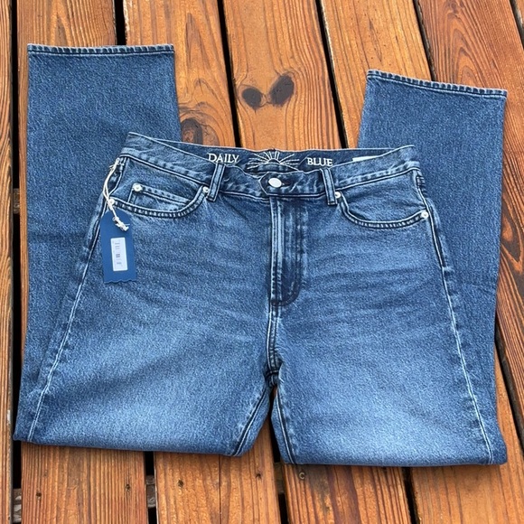 NWT Daily Blue Denim by AG Classic Straight Leg Acid Wash Jean Size 30 - Picture 4 of 10
